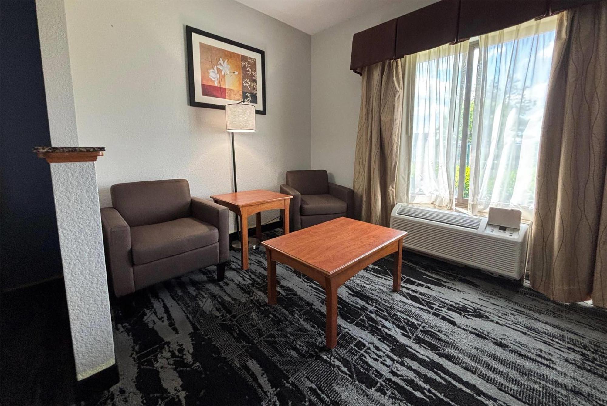 Hotel Baymont By Wyndham Marion Esterno foto