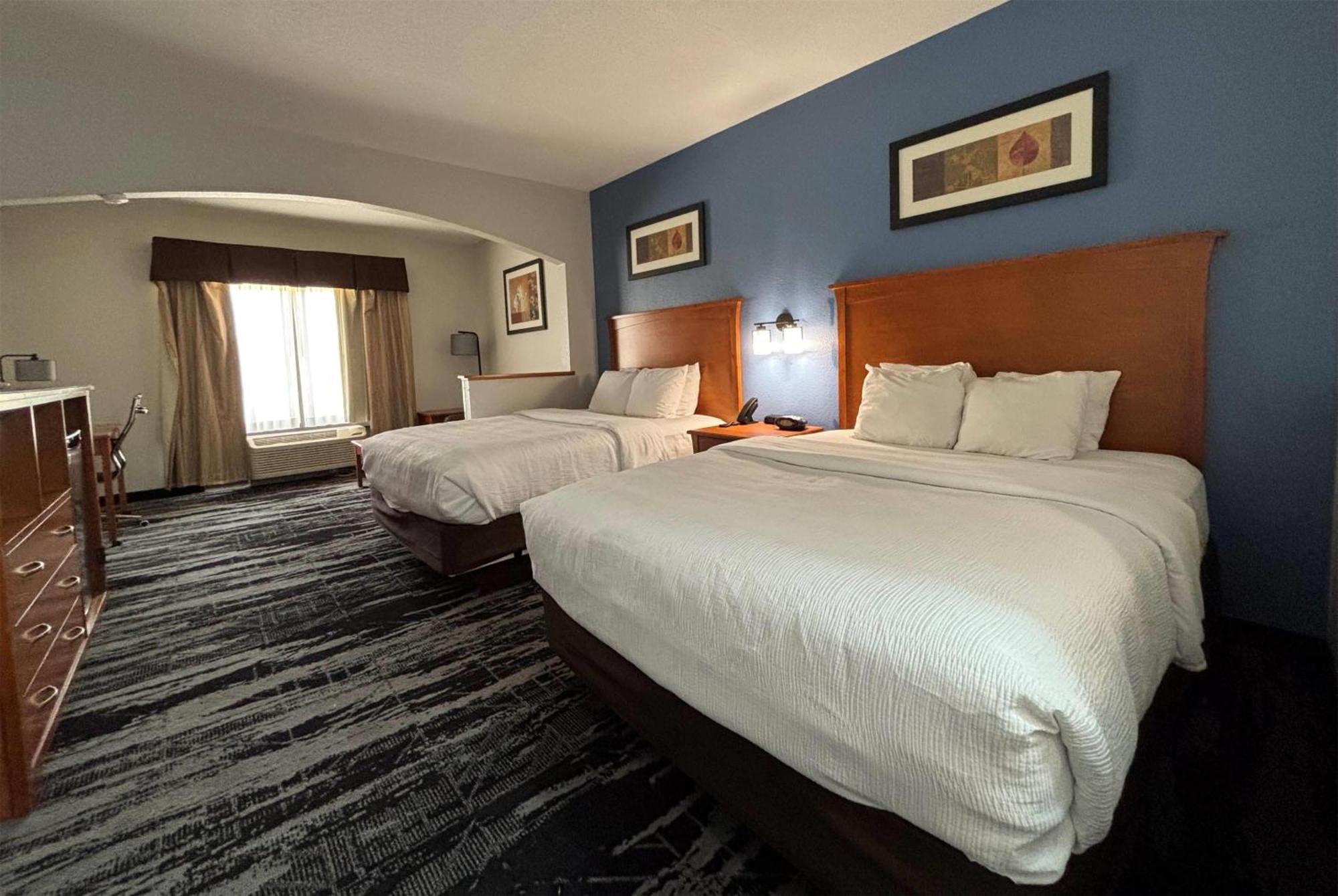 Hotel Baymont By Wyndham Marion Esterno foto