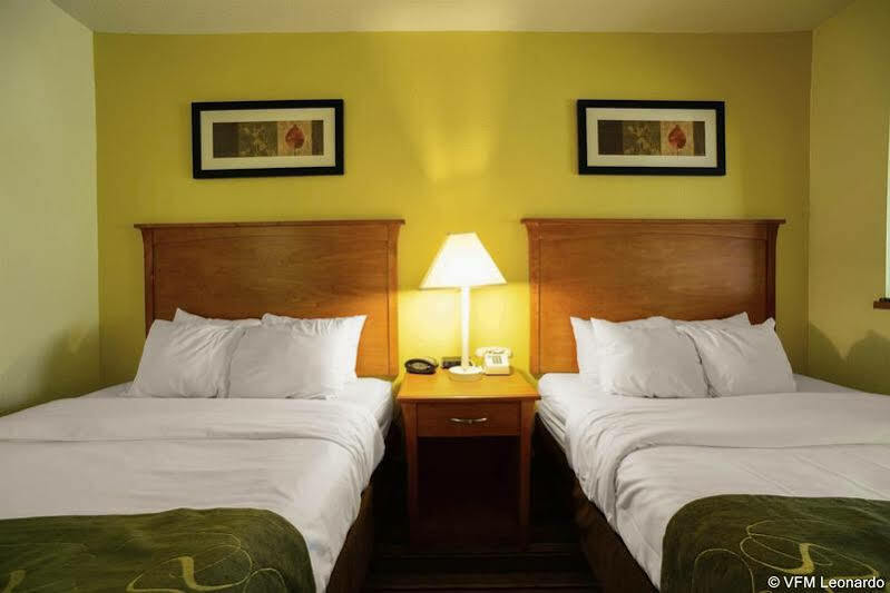 Hotel Baymont By Wyndham Marion Esterno foto